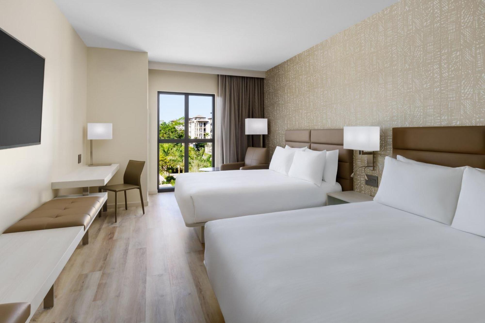 Ac By Marriott 5th Avenue Hotel North Naples